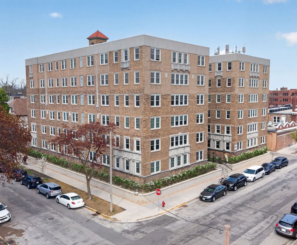 apartment building in Milwaukee