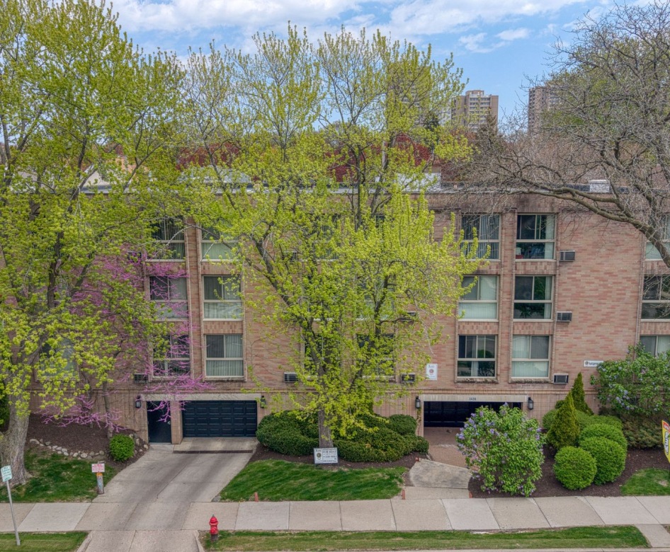 3402/3438/3456 Oakland Ave. 